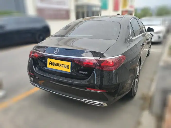 Mercedes-Benz E-Class 2025 Model E 300 L Fashion Model sedan – фото 4
