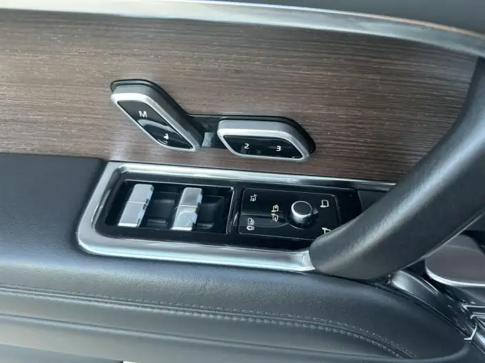 Range Rover 2023 Model 3.0 L6 400PS Shengshi Extended Edition – фото 9