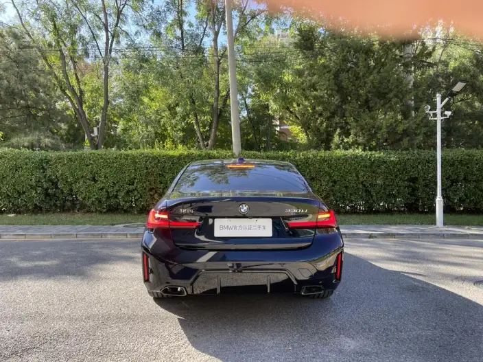 BMW 3 Series 2026 Model 330Li M Sports Night Set – фото 4