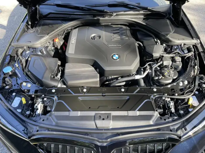 BMW 3 Series 2026 Model 330Li M Sports Night Set – фото 6