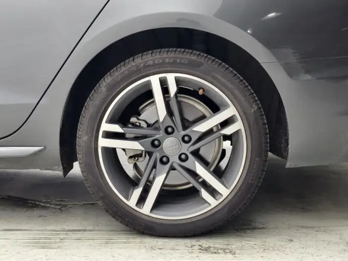 Audi A4 L 2022 Model 40 TFSI Luxury Dynamic Model – фото 9