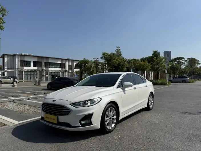 Ford Mondeo 2020 Model EcoBoost 180 Fashion Model – фото 1