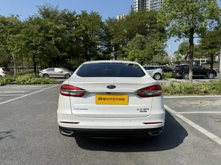 Ford Mondeo 2020 Model EcoBoost 180 Fashion Model – фото 6