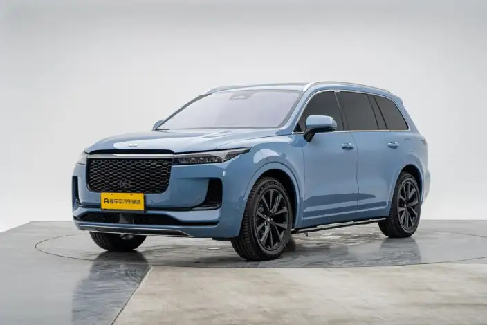 Li Auto ONE 2021 Model Extended Range 6 seat Edition – фото 1