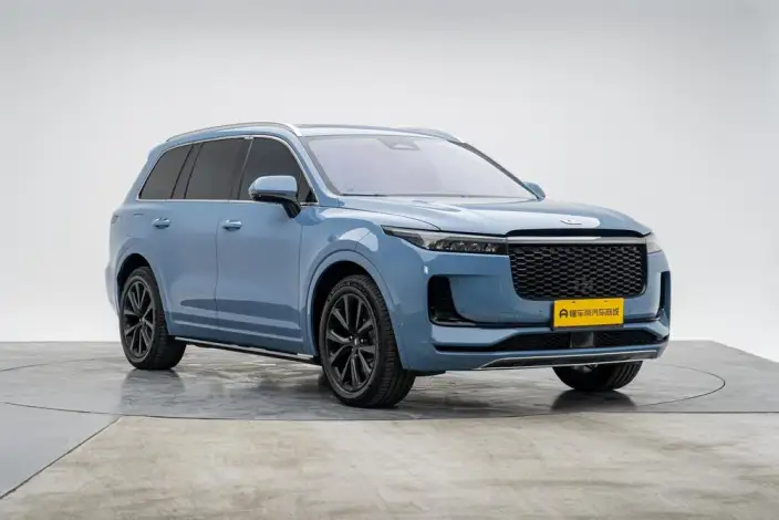 Li Auto ONE 2021 Model Extended Range 6 seat Edition – фото 3