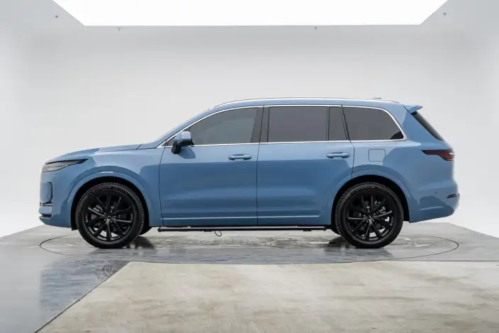 Li Auto ONE 2021 Model Extended Range 6 seat Edition – фото 4