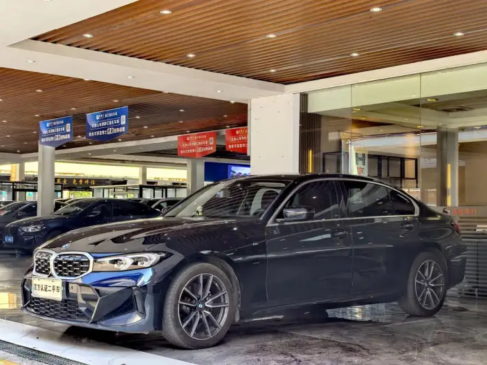BMW 3 Series 2023 Model 325Li M Sports Set – фото 1