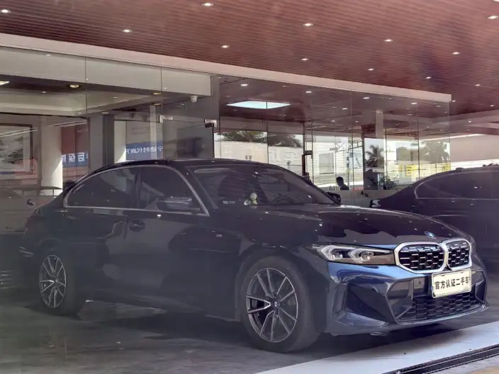 BMW 3 Series 2023 Model 325Li M Sports Set – фото 3