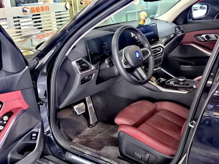 BMW 3 Series 2023 Model 325Li M Sports Set – фото 8