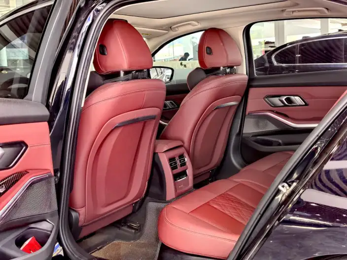 BMW 3 Series 2023 Model 325Li M Sports Set – фото 9