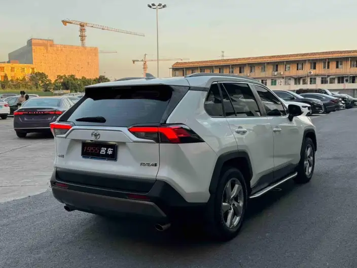Toyota RAV4 2022 Model 2.0L CVT 2WD Fashion PLUS Edition – фото 6