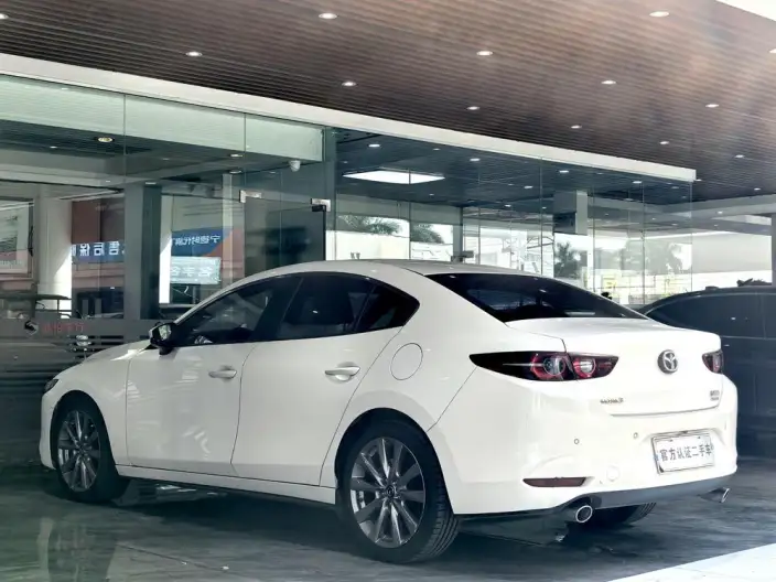 Mazda3 Axela 2022 Model 2.0L Automatic Zhi Ya Edition – фото 4