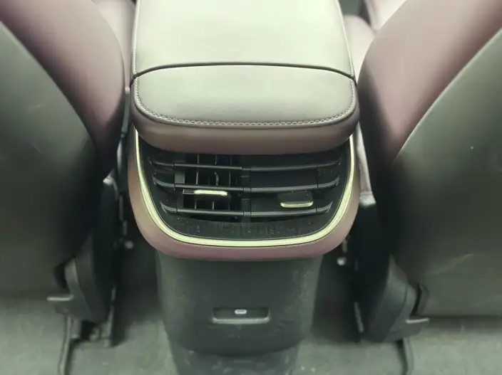 NIO ET5T 2025 Model 75kWh – фото 8