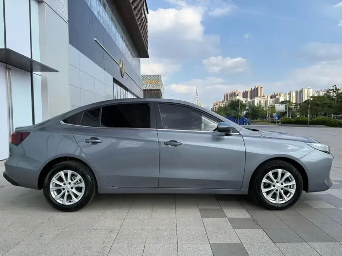 Roewe i5 2026 Model 1.5L CVT Deluxe Edition – фото 8