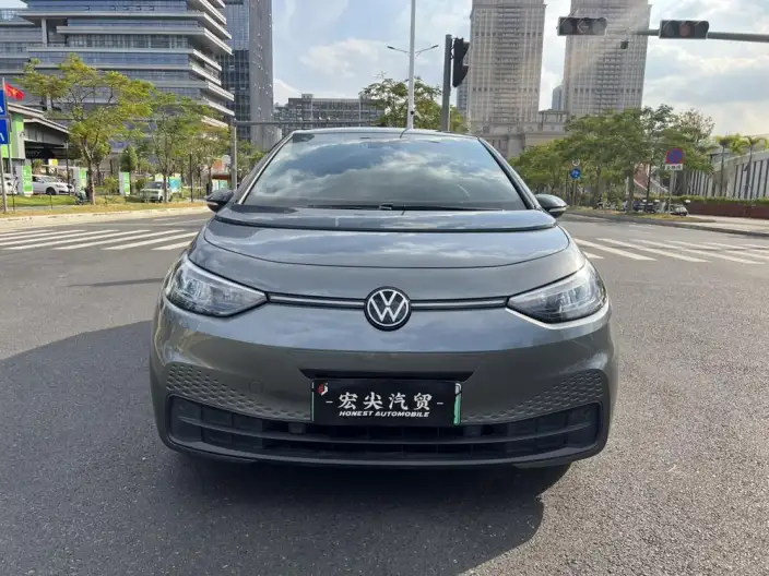 Volkswagen ID.3 2023 Model L Class Model Pure Smart Edition – фото 2