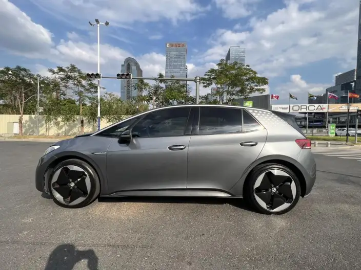 Volkswagen ID.3 2023 Model L Class Model Pure Smart Edition – фото 4