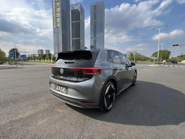 Volkswagen ID.3 2023 Model L Class Model Pure Smart Edition – фото 7