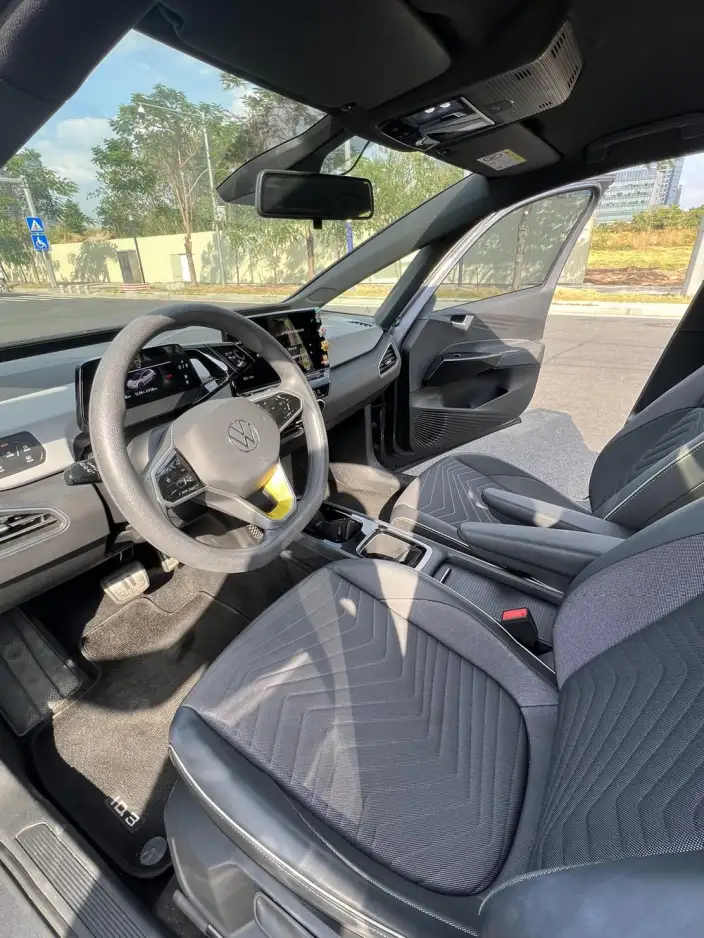 Volkswagen ID.3 2023 Model L Class Model Pure Smart Edition – фото 9