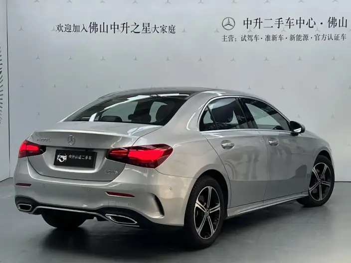 Mercedes-Benz A-class 2023 Model A 200 L Sports sedan Fashion Edition – фото 2