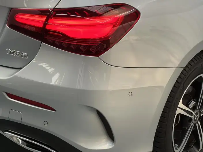 Mercedes-Benz A-class 2023 Model A 200 L Sports sedan Fashion Edition – фото 5