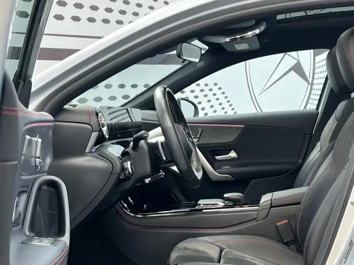 Mercedes-Benz A-class 2023 Model A 200 L Sports sedan Fashion Edition – фото 8