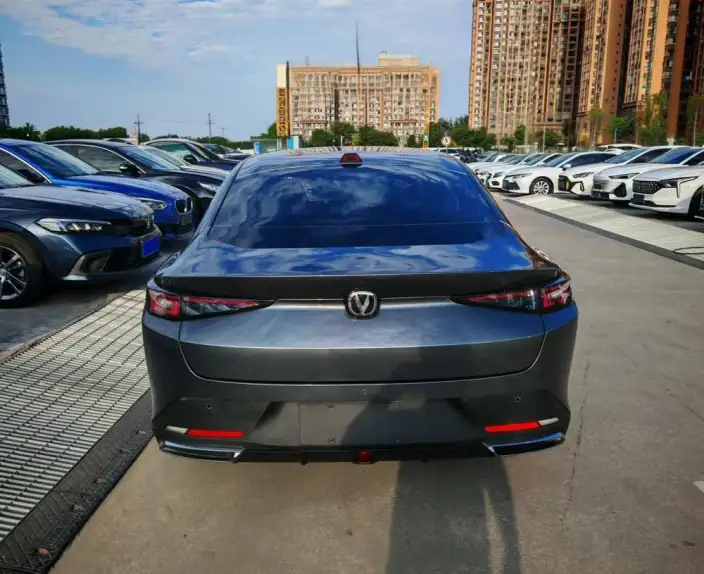 Changan Yida 2023 Model 1.5T GDI Automatic Changxiang Edition – фото 5