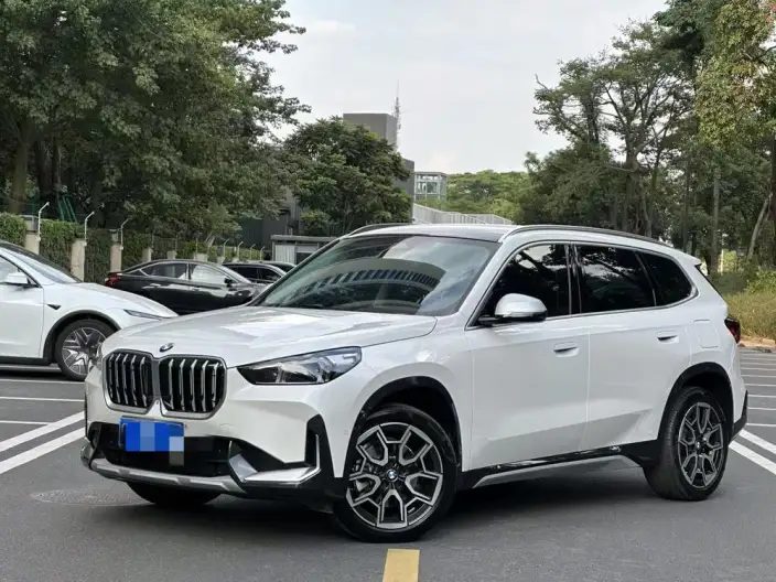 BMW X1 2023 Model sDrive25Li X Design Set – фото 1