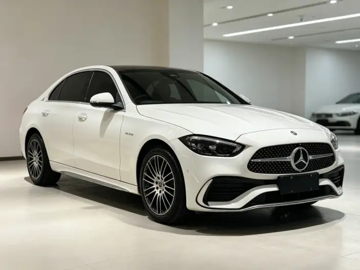 Mercedes-Benz C-Class 2023 Model C 260 L Sports Edition – фото 3