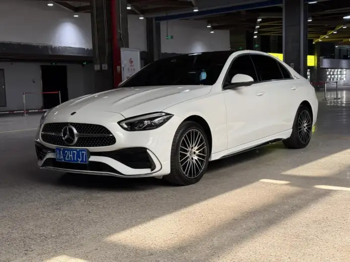 Mercedes-Benz C-Class 2023 Model C 260 L Sports Edition – фото 1