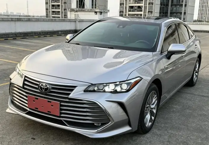 Toyota Avalon 2022 Model 2.5L Deluxe Edition – фото 1