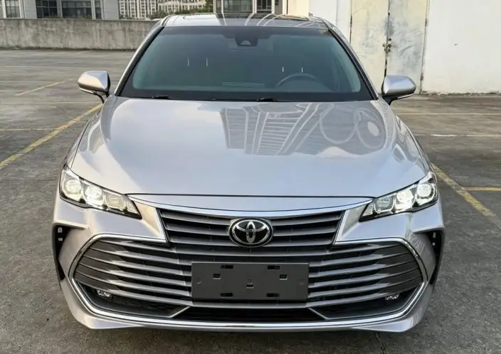 Toyota Avalon 2022 Model 2.5L Deluxe Edition – фото 2