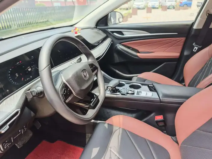 Changan Eado 2021 Model PLUS Blue whale NE 1.4T GDI DCT Noble Model – фото 8