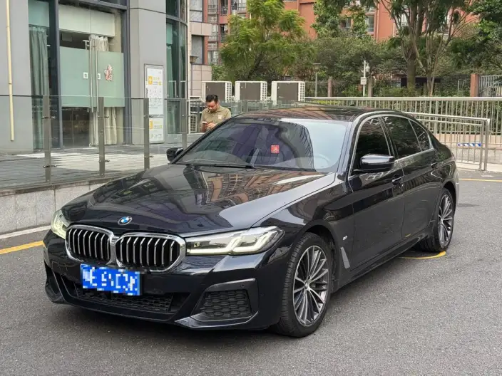BMW 5 Series 2022 Model 530Li Leading Model M Sports Set – фото 1