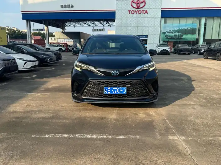 Granvia 2023 Model Intelligent Hybrid 2.5L Flagship VIP – фото 2