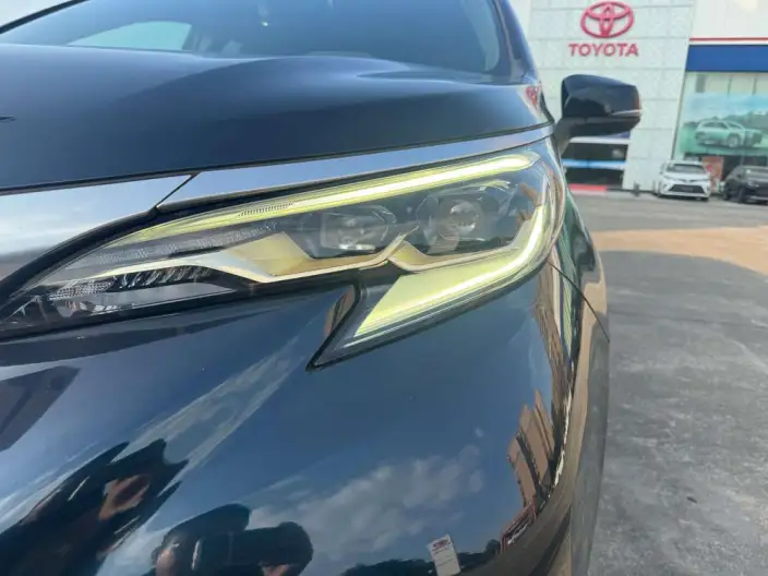 Granvia 2023 Model Intelligent Hybrid 2.5L Flagship VIP – фото 9