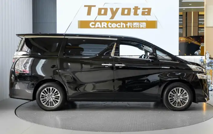 Vellfire 2021 Model Toyota Crown Hybrid 2.5L HV Deluxe Edition – фото 7