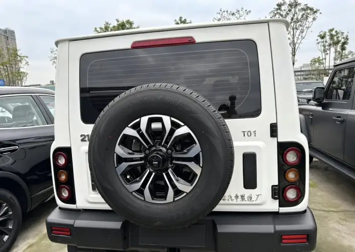 212 T01 2025 Model 2.0T Diesel Edition – фото 6