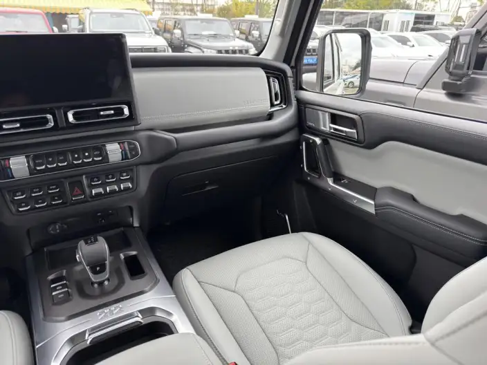 212 T01 2025 Model 2.0T Diesel Edition – фото 9