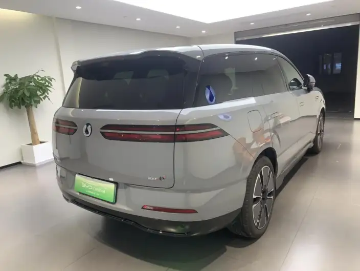 Denza N8L DM 2025 Model Flagship Model – фото 6