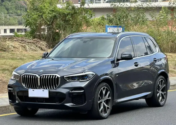 BMW X5 Imported 2022 Model xDrive40i Exclusive Model M Sports Set – фото 1