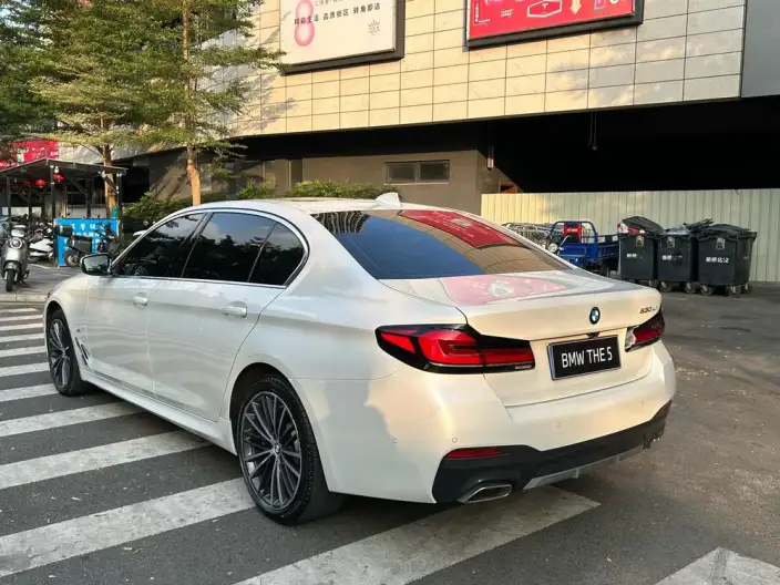BMW 5 Series 2022 Model Facelift 530Li Leading Model M Sports Set – фото 4
