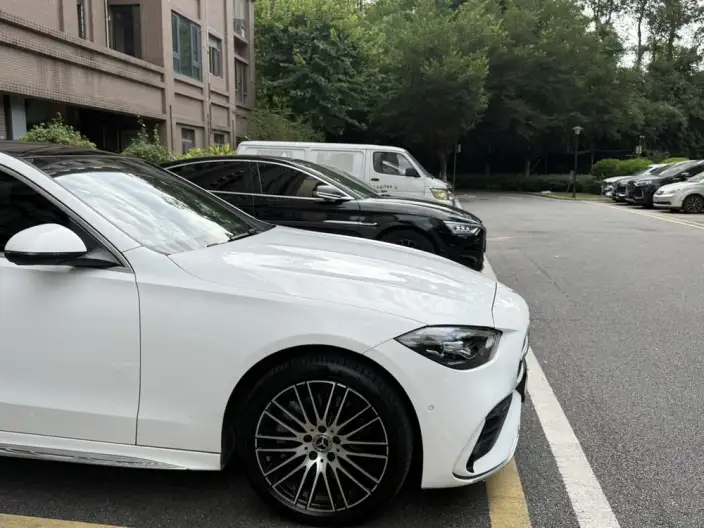 Mercedes-Benz C-Class 2023 Model Facelift II C 260 L Sports Edition – фото 7
