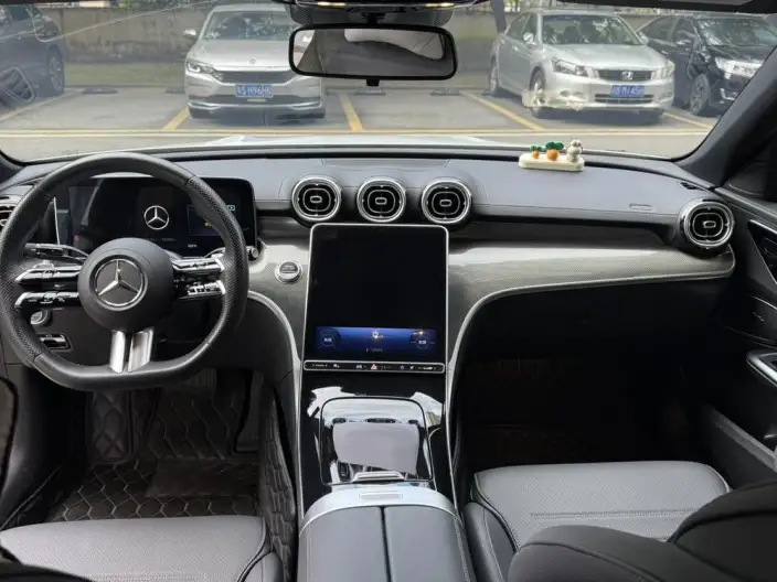 Mercedes-Benz C-Class 2023 Model Facelift II C 260 L Sports Edition – фото 9