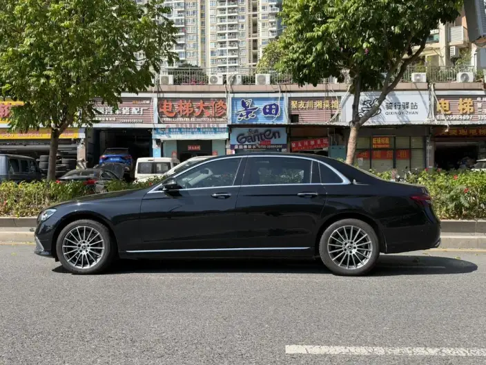 Mercedes-Benz E-Class 2022 Model Facelift E 260 L sedan – фото 3
