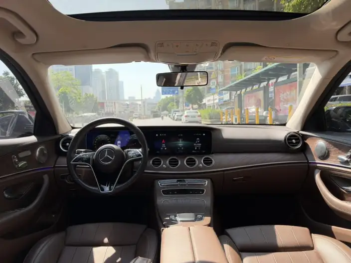 Mercedes-Benz E-Class 2022 Model Facelift E 260 L sedan – фото 6