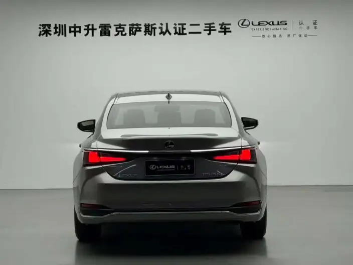 Lexus ES 2021 Model 200 Superior Edition