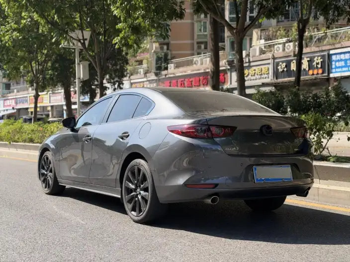Mazda3 Axela 2021 Model 2.0L Automatic Zhi Ya Edition