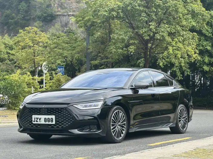 BYD Han DM 2022 Model DM-i 121KM Exclusive Model – фото 1