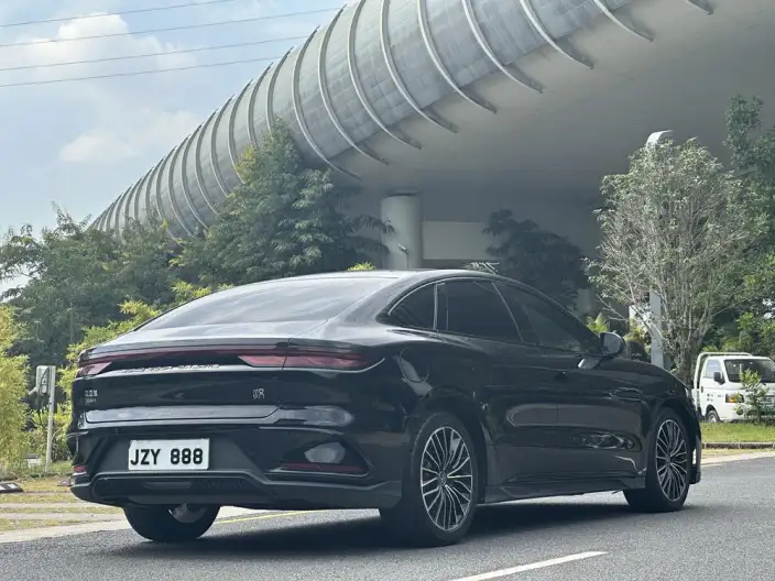 BYD Han DM 2022 Model DM-i 121KM Exclusive Model – фото 7