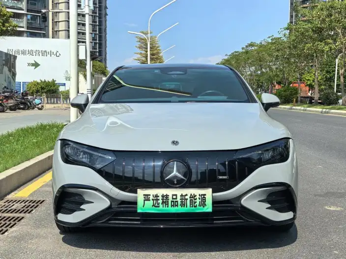 Mercedes-Benz EQE 2022 Model EQE 350 Pioneer Edition – фото 2